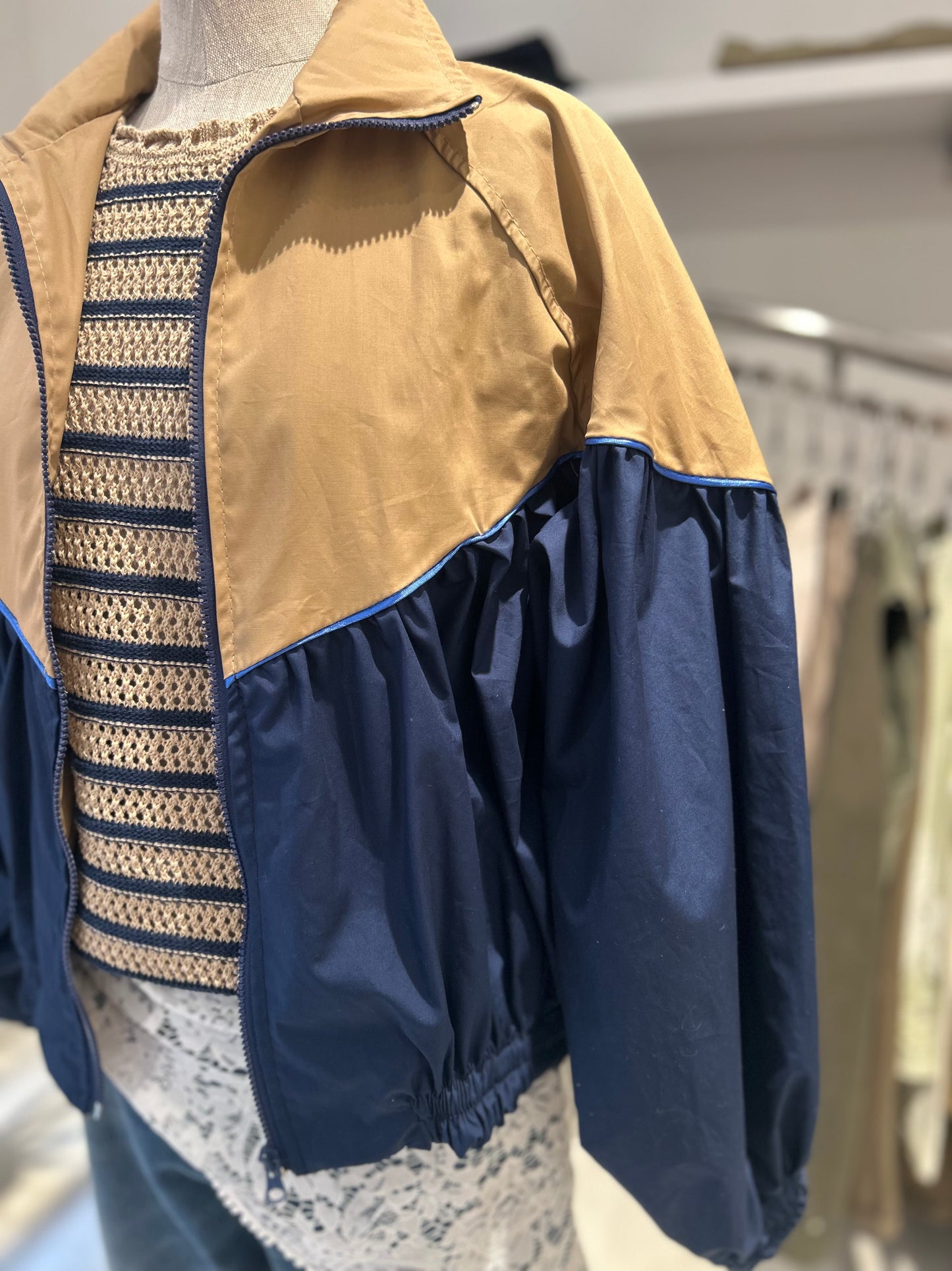 Bomber bicolor