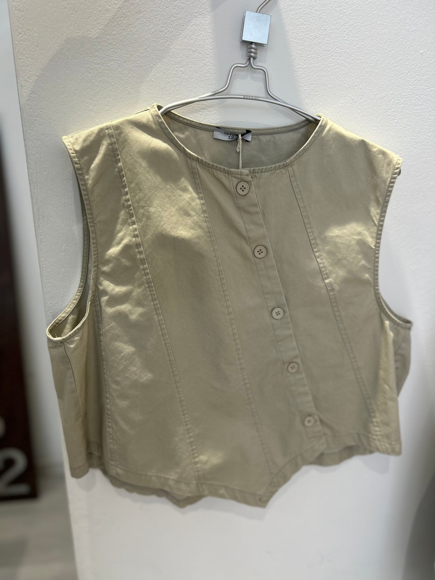 Gilet asimmetrico