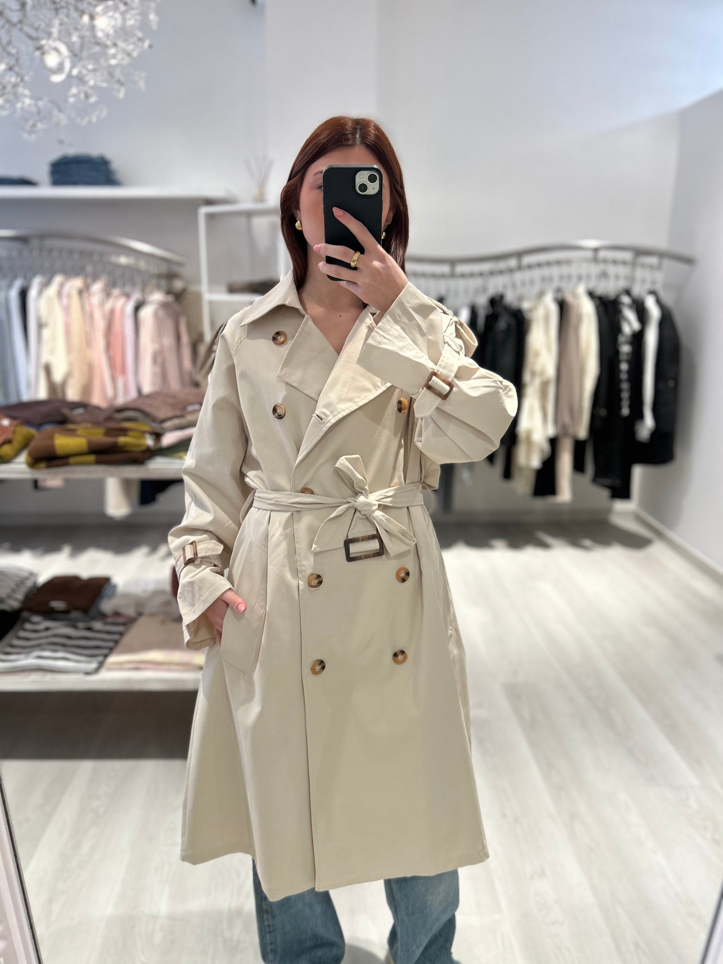 Trench lungo con cintura