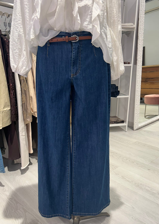 Jeans palazzo con cintura