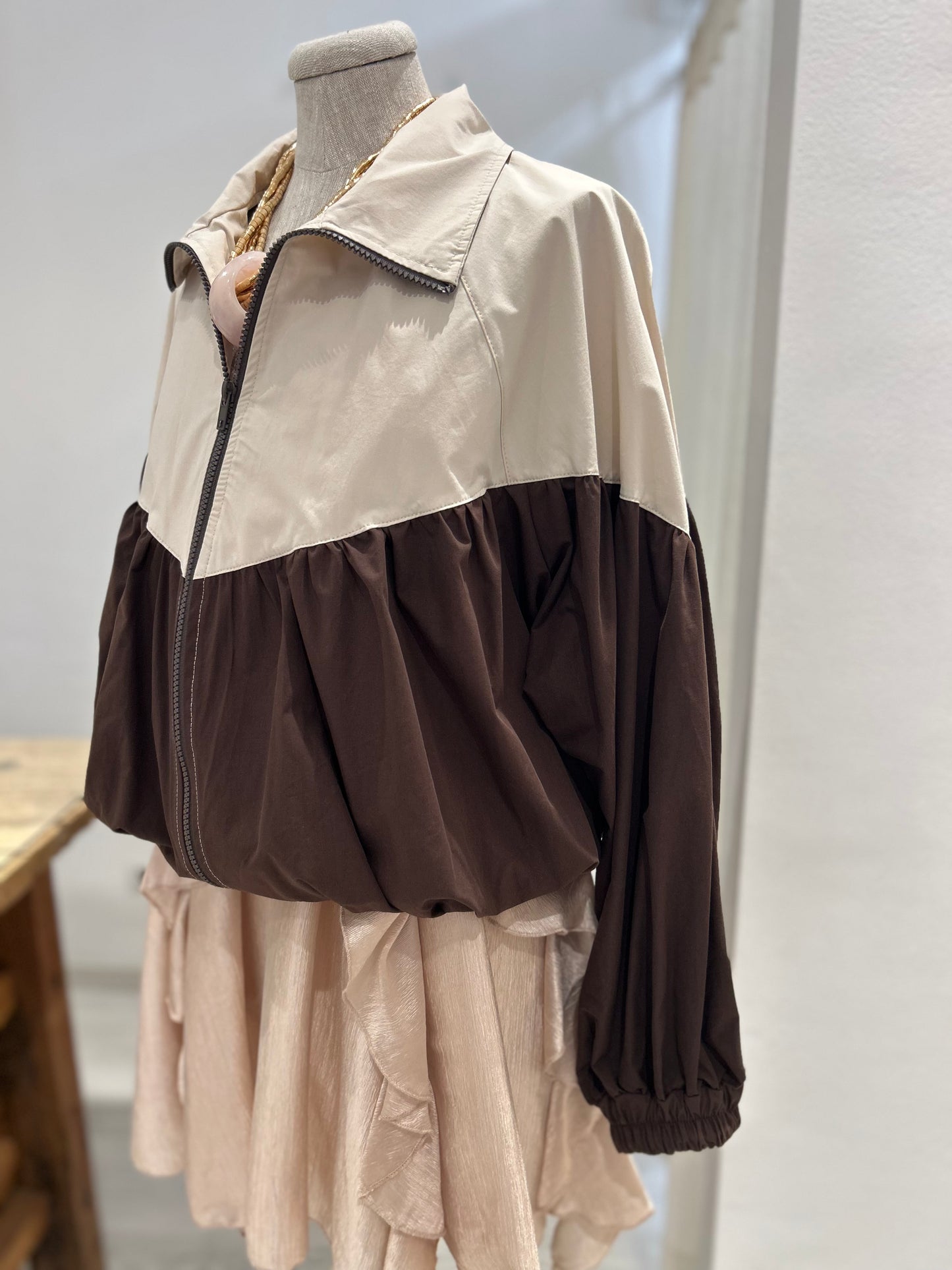 Bomber bicolor
