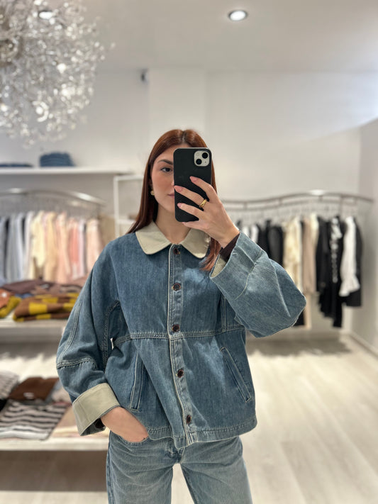 Giacca di jeans con bottoni