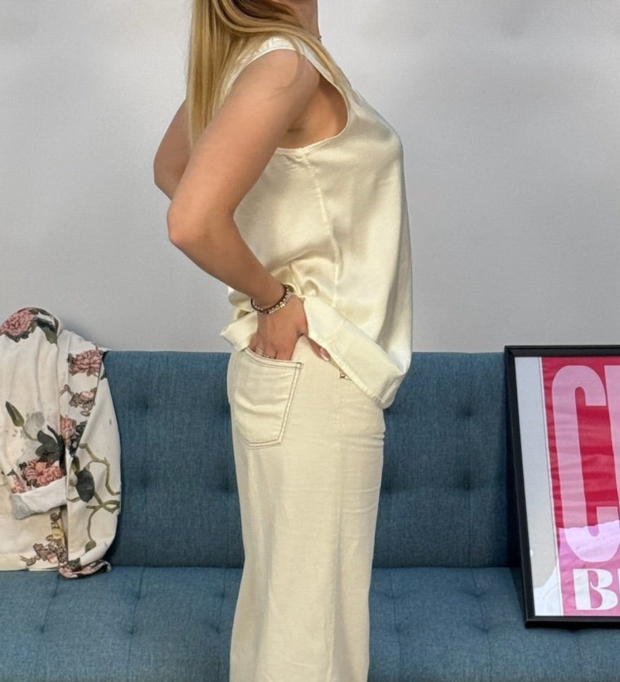 Camicetta smanicata raso di viscosa